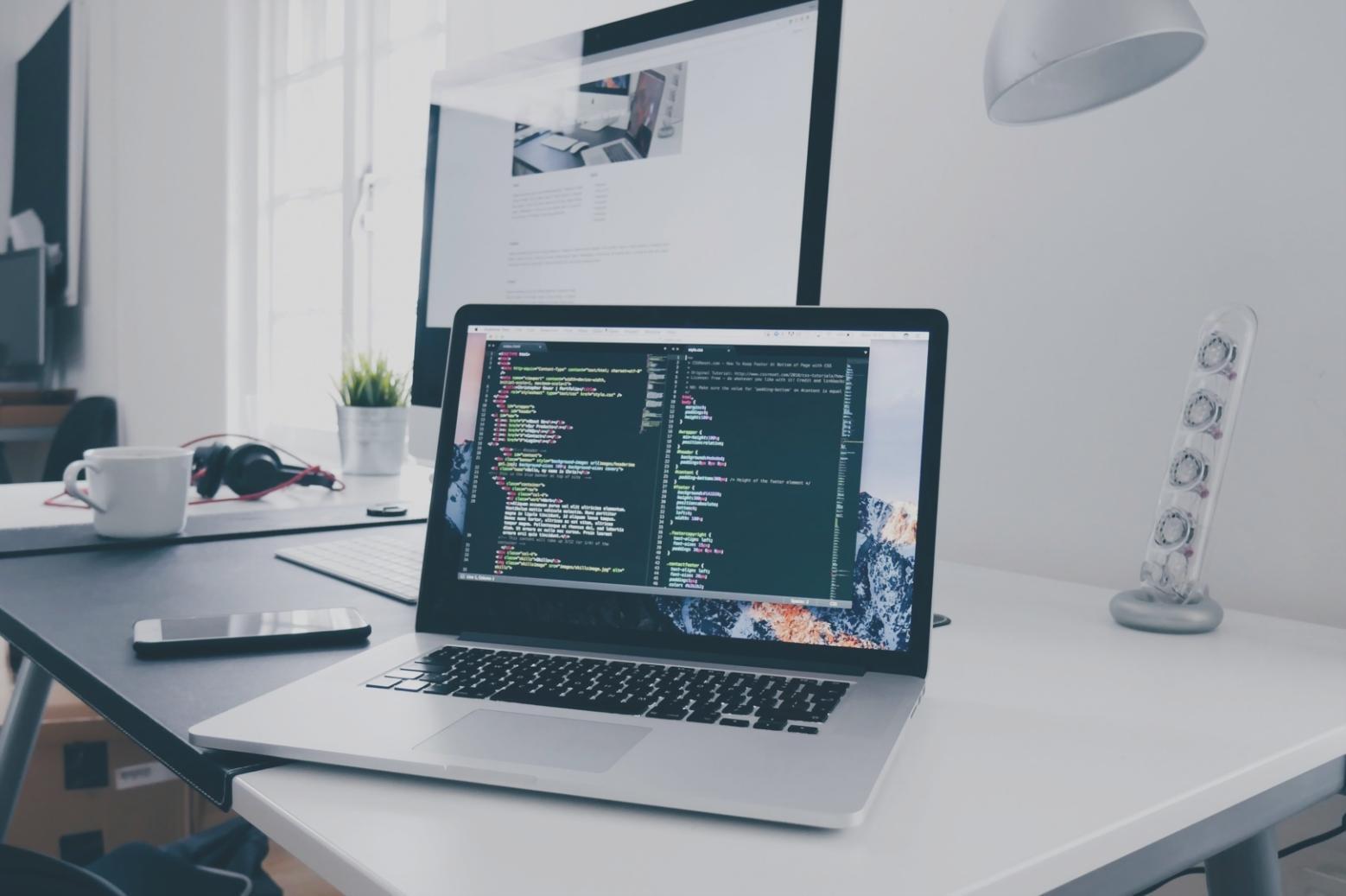 Ambiente di lavoro moderno per game designer